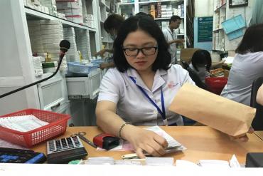 HCM City hospitals respond positively to call for reducing plastic waste